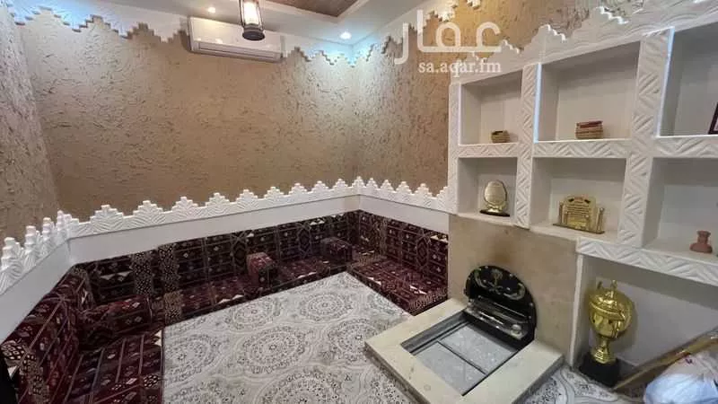 فيلا 7 غرف في العارض 5