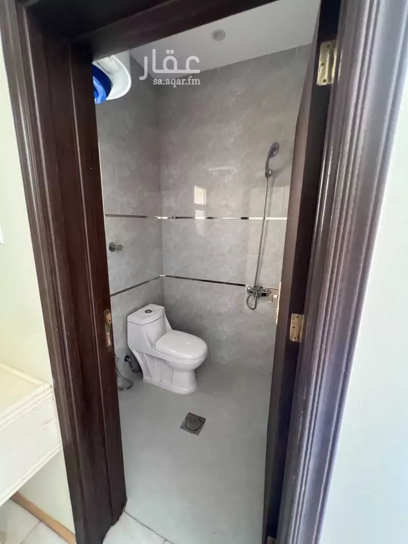 فيلا 4 غرف في المروج، الرياض 3