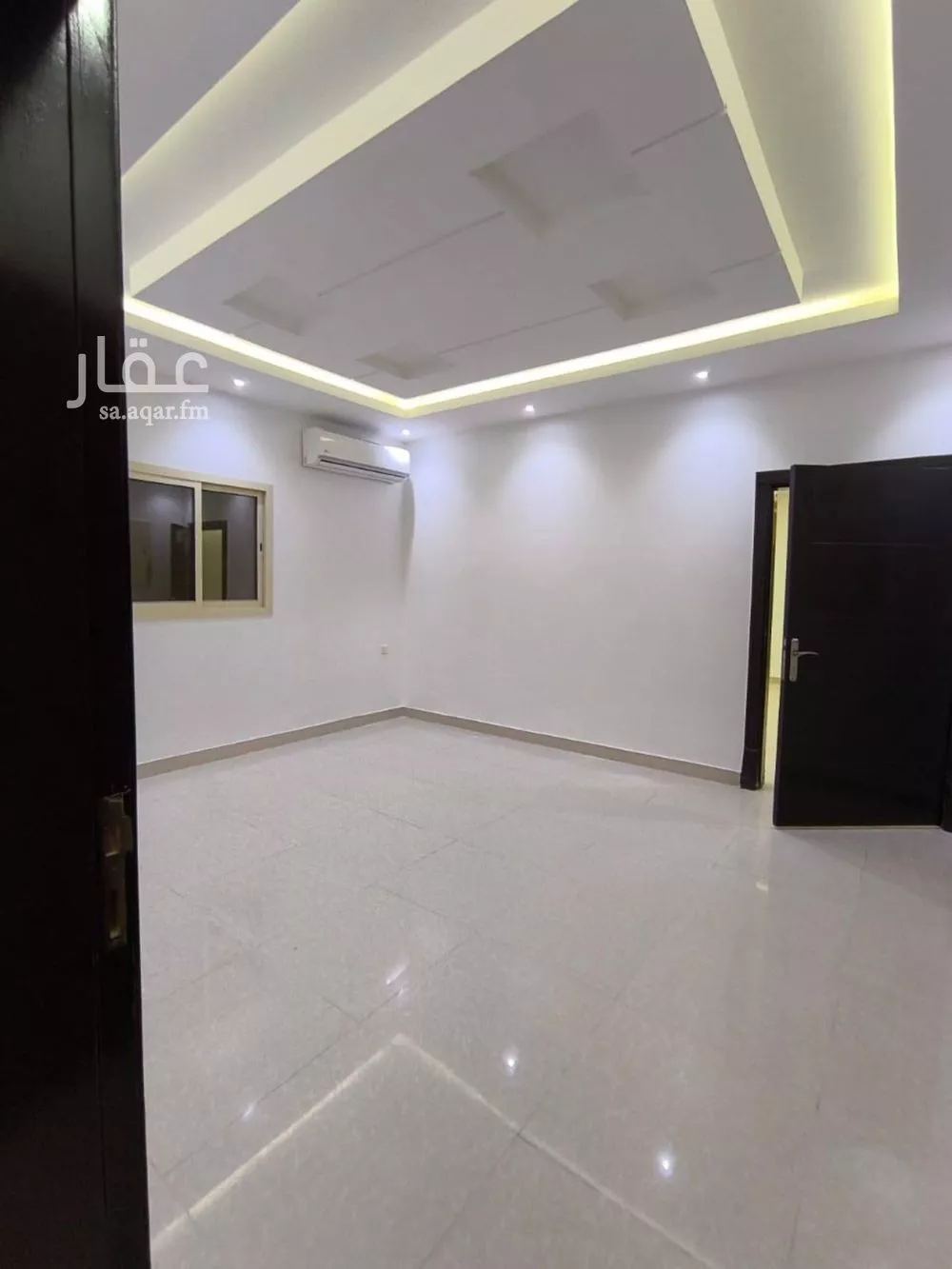الطابق في النرجس