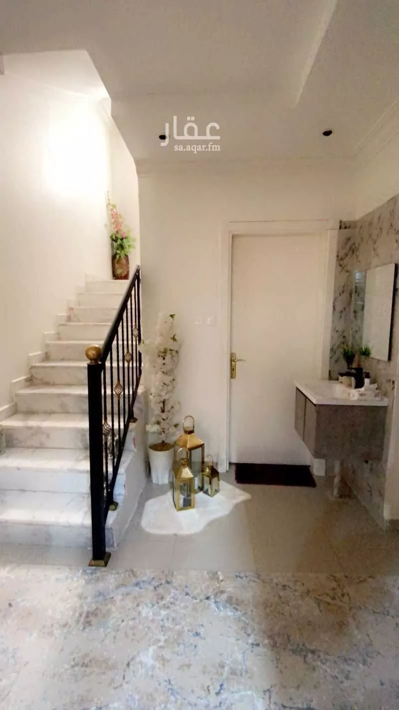 5 bedroom villa in Ad Dar Al Baida 4