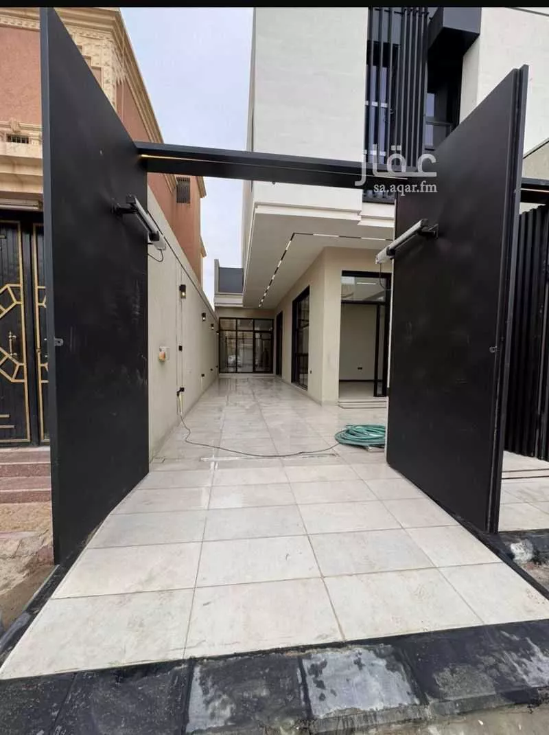 7 bedroom villa in Al Yarmouk, Riyadh 5