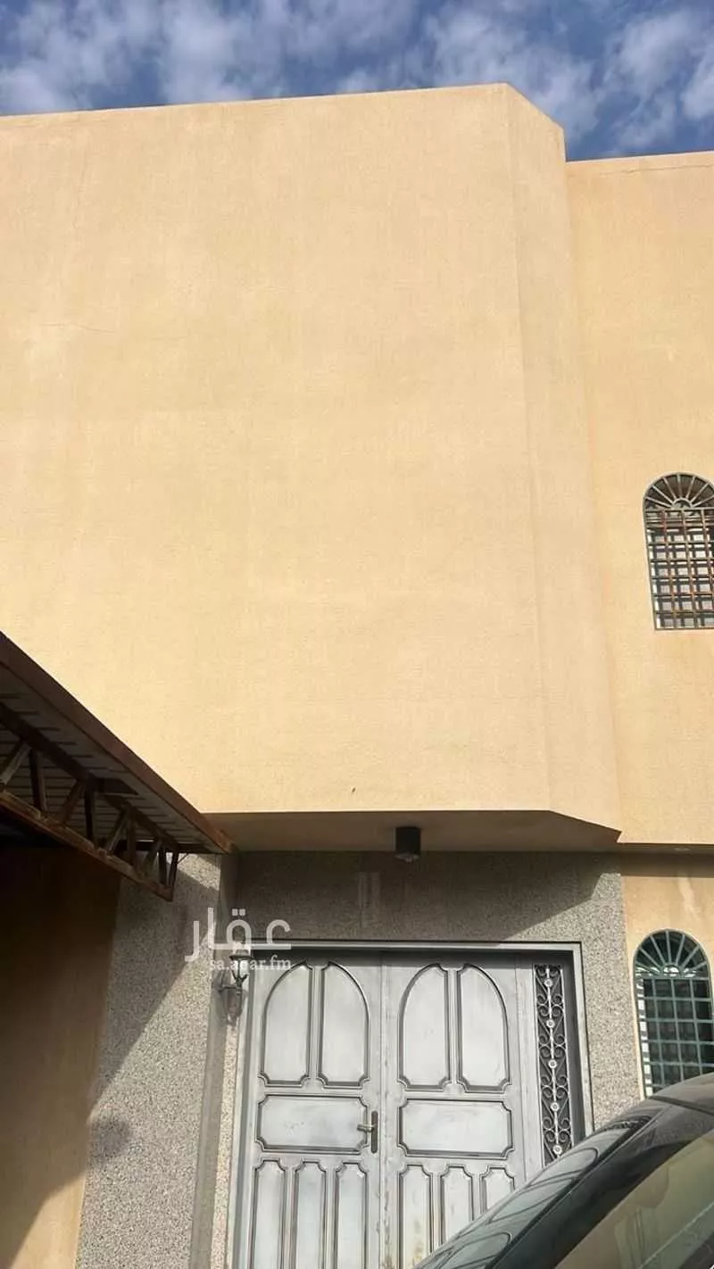 فيلا 5 غرف في الزهرة 8