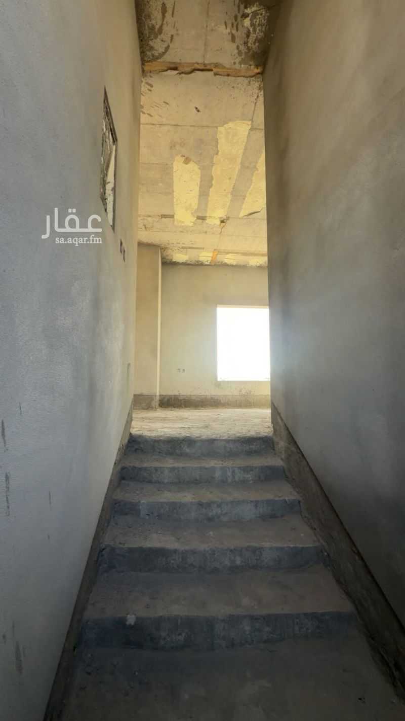 4 bedroom villa in Al Qairawan, Riyadh 21