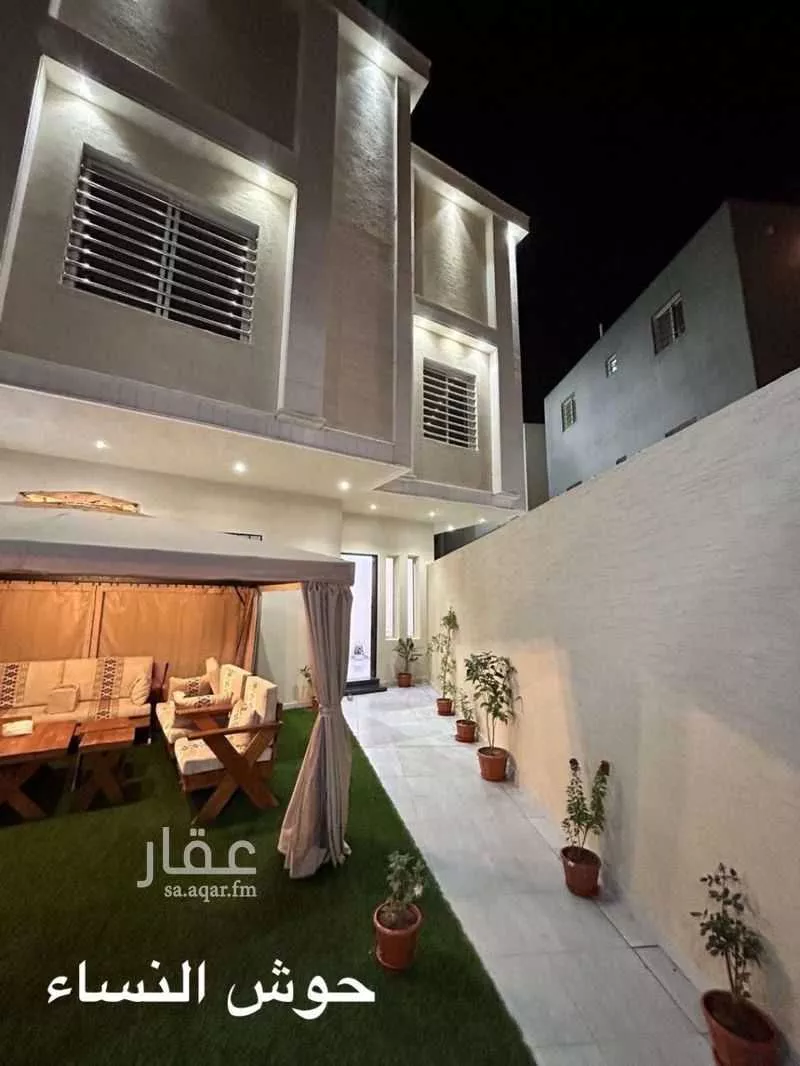 7 bedroom villa in Al Rimal 4
