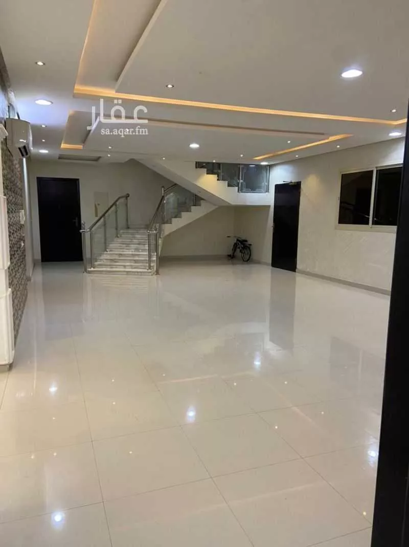 فيلا 5 غرف في طويق 15