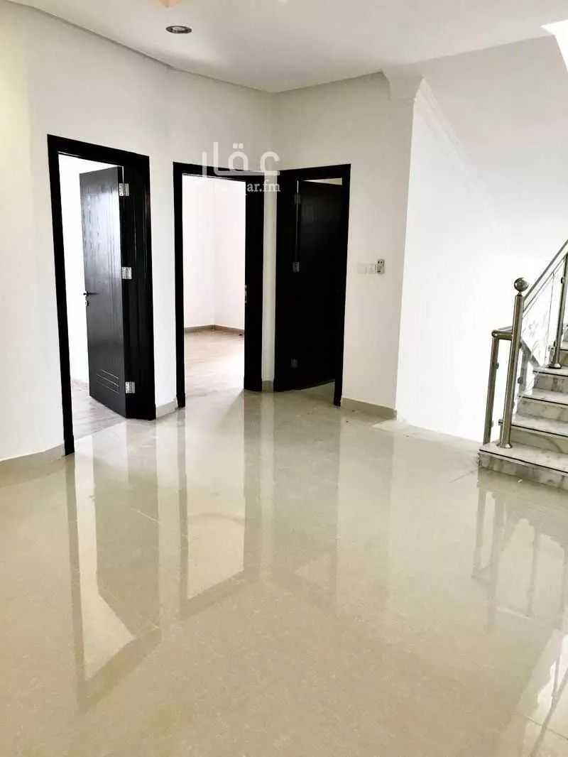 5 bedroom villa in Al Malqa 5