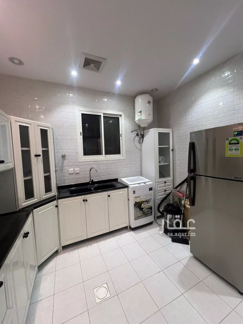 2 bedroom floor in Al Rimal 8