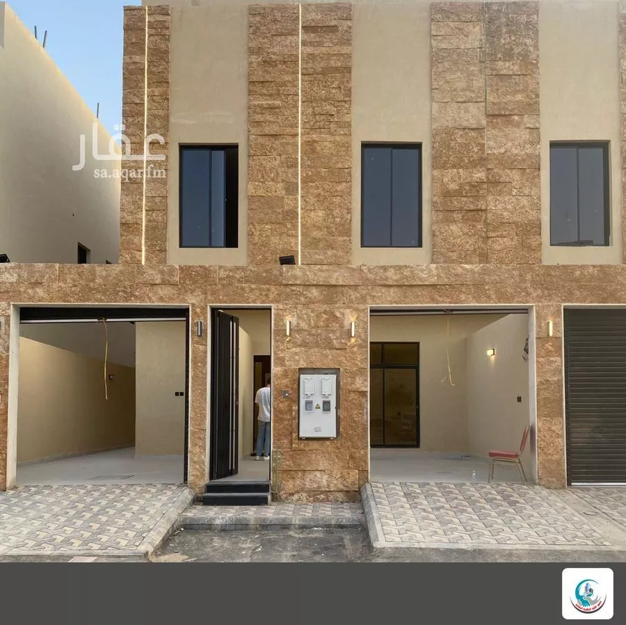 5 bedroom villa in Okaz 2