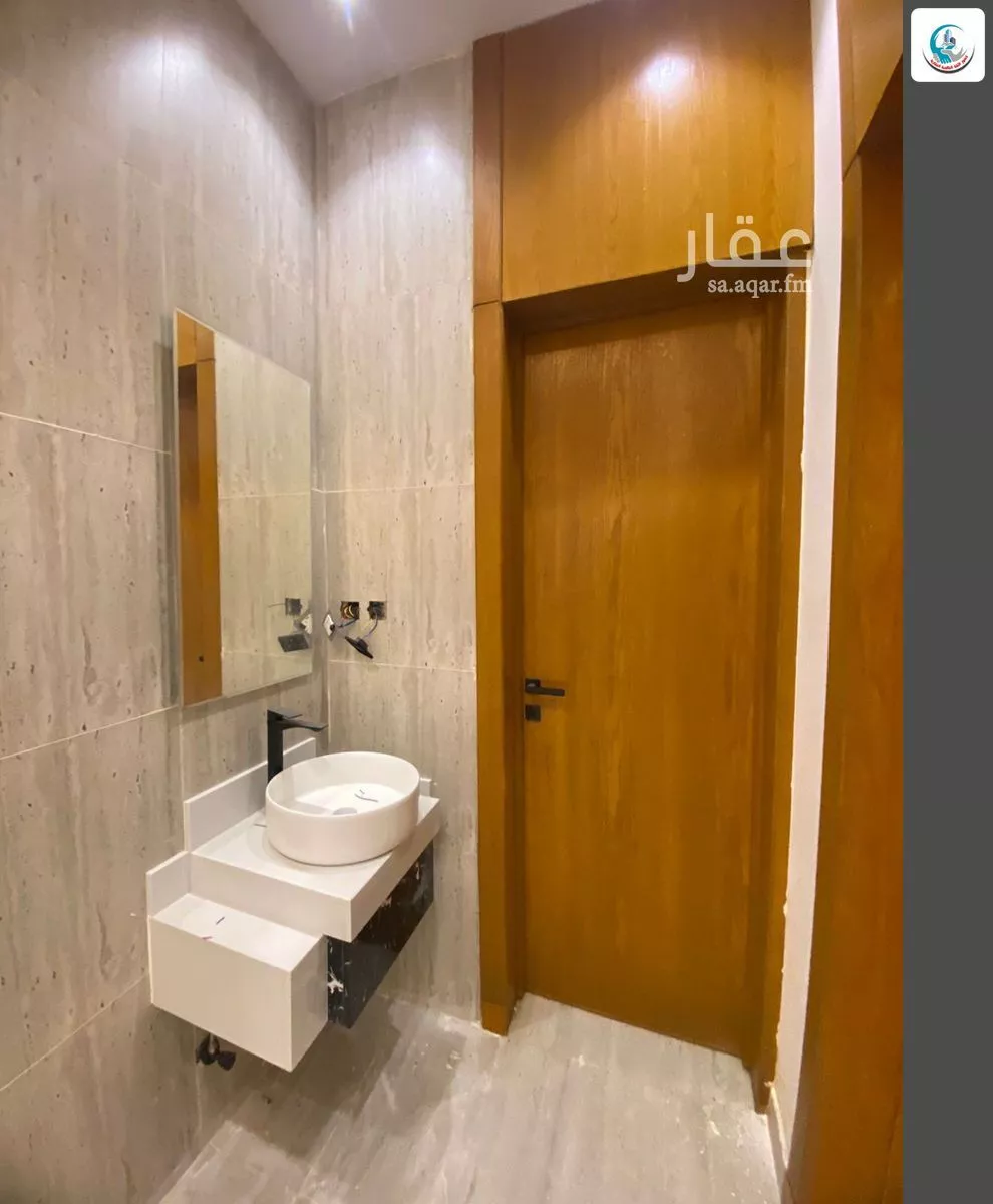 5 bedroom villa in Okaz 16