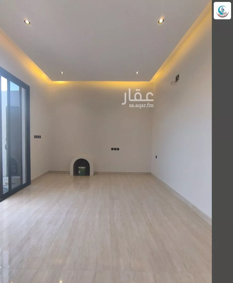 4 bedroom villa in Al Janadriyah 14