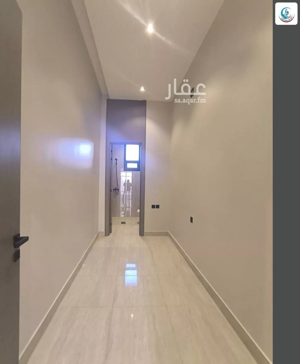 5 bedroom villa in Al Janadriyah 7