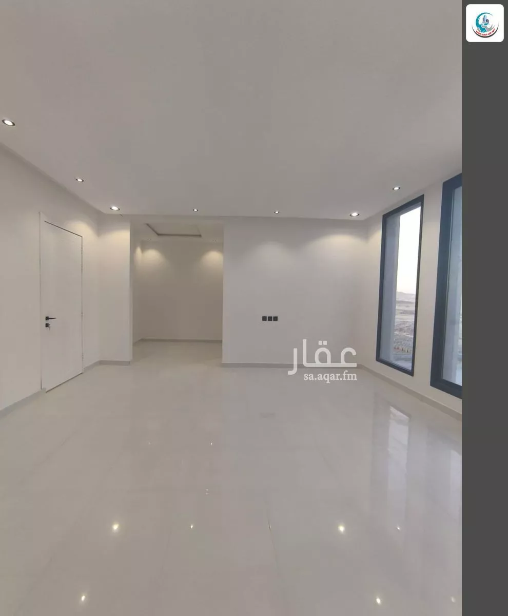 7 bedroom villa in Al Janadriyah 11