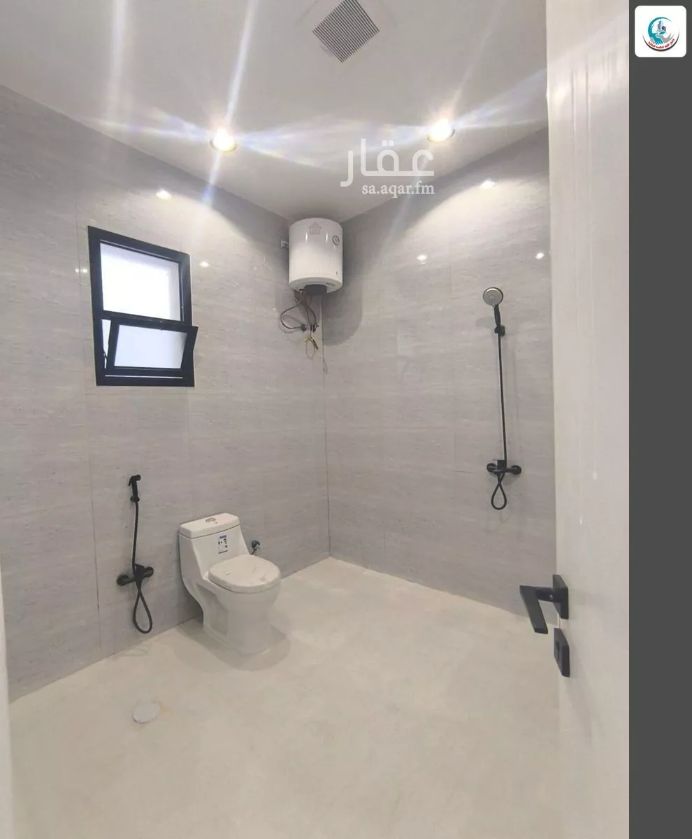 7 bedroom villa in Al Janadriyah 9