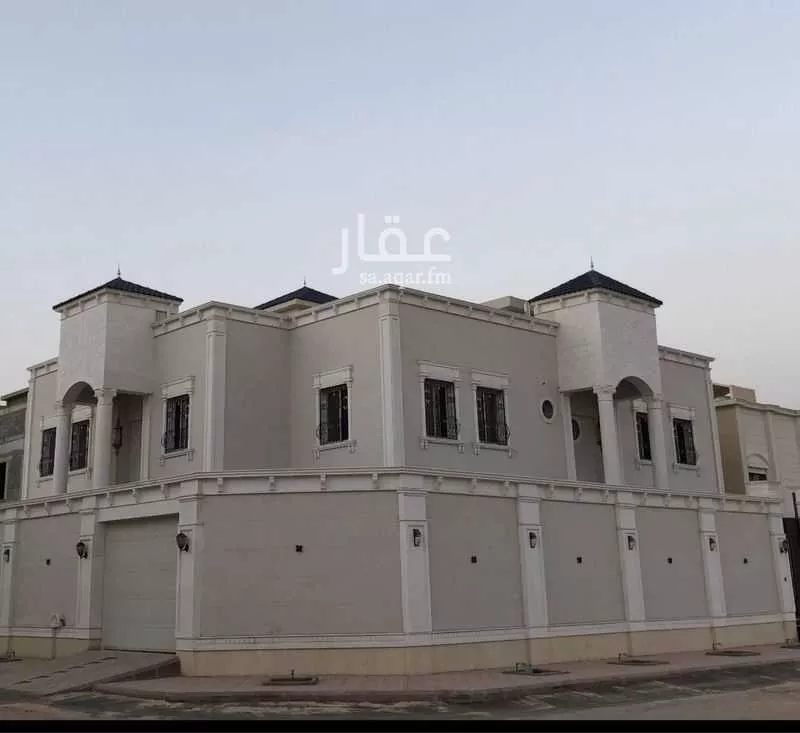 فيلا 7 غرف في الرمال 9