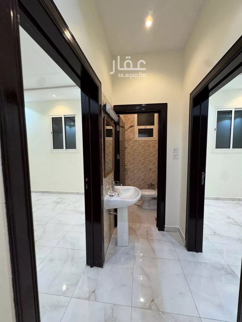 4 bedroom apartment in Al Sharafiyah 5