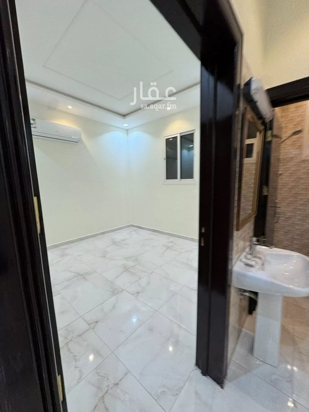 4 bedroom apartment in Al Sharafiyah 6