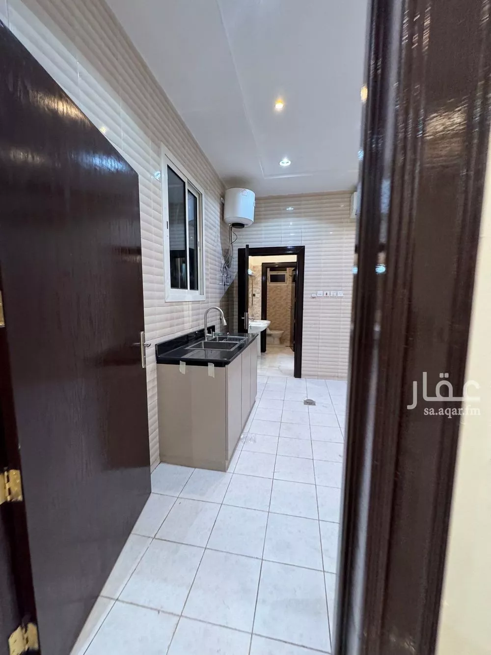 4 bedroom apartment in Al Sharafiyah 10