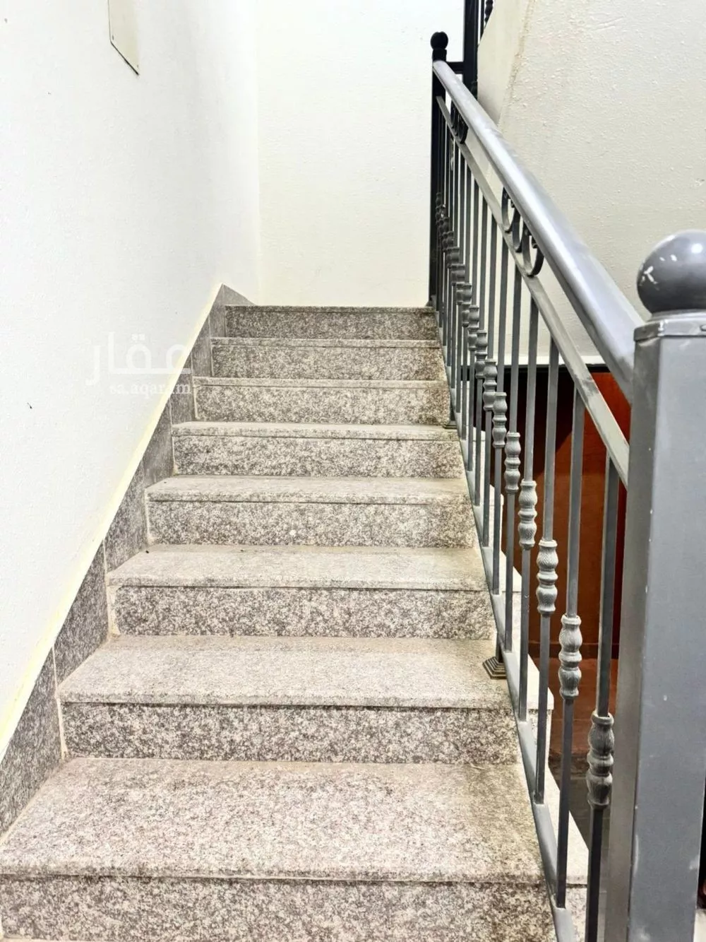 3 bedroom floor in Al Aridh 12