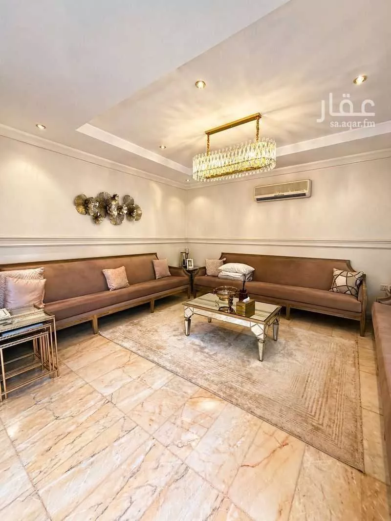 5 bedroom villa in At Taawon 5