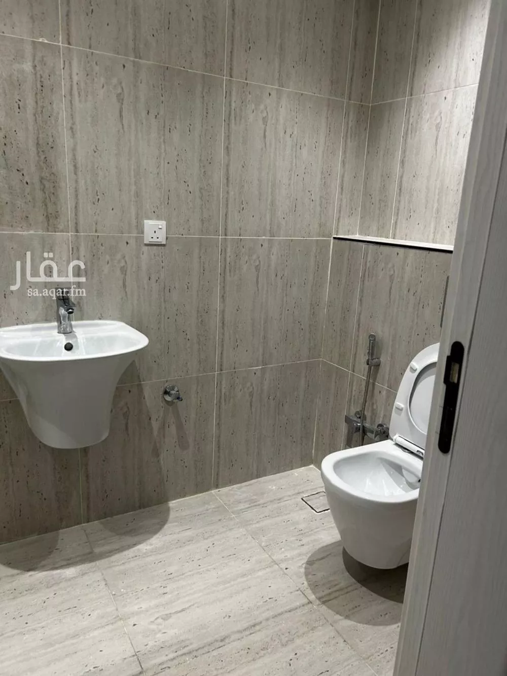 3 bedroom apartment in Al Narjis 7