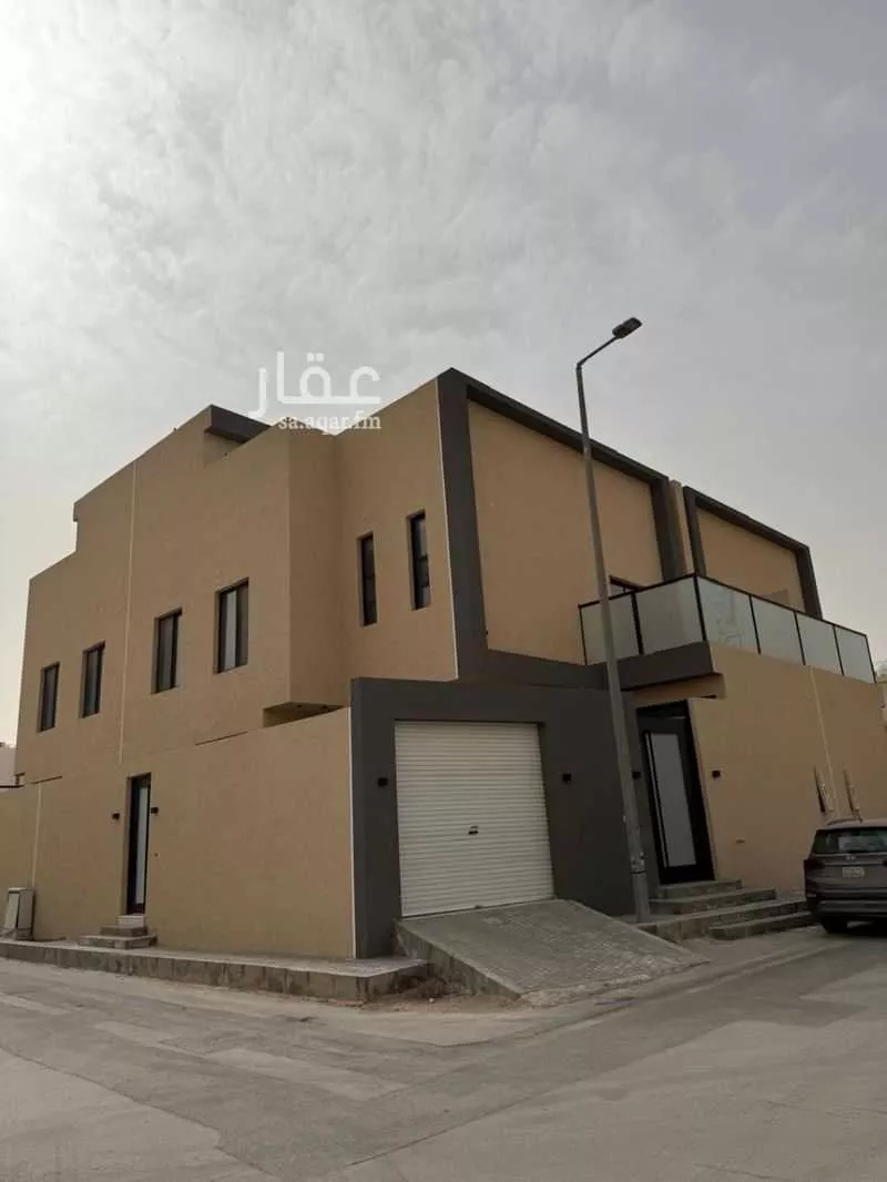 5 bedroom villa in Al Qairawan 4