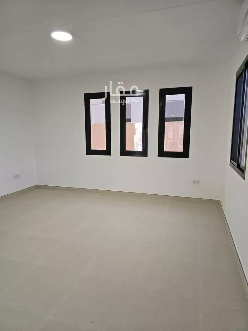 4 bedroom villa in Sidrah 5