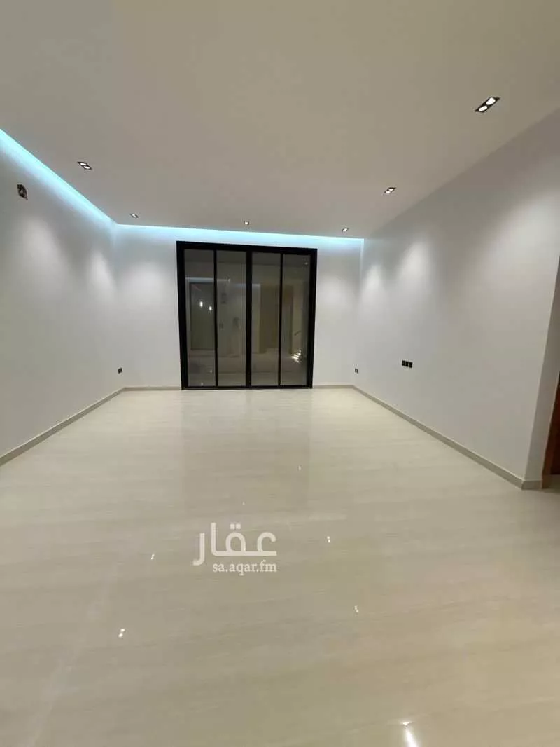 7 bedroom villa in Al Janadriyah 2