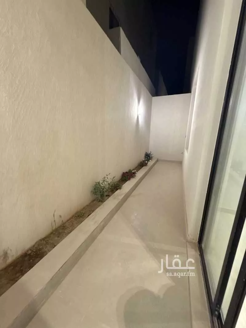 7 bedroom villa in Al Janadriyah 14