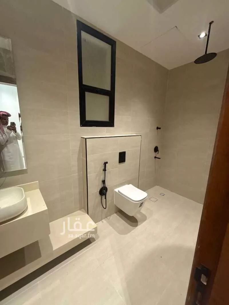 7 bedroom villa in Al Janadriyah 19
