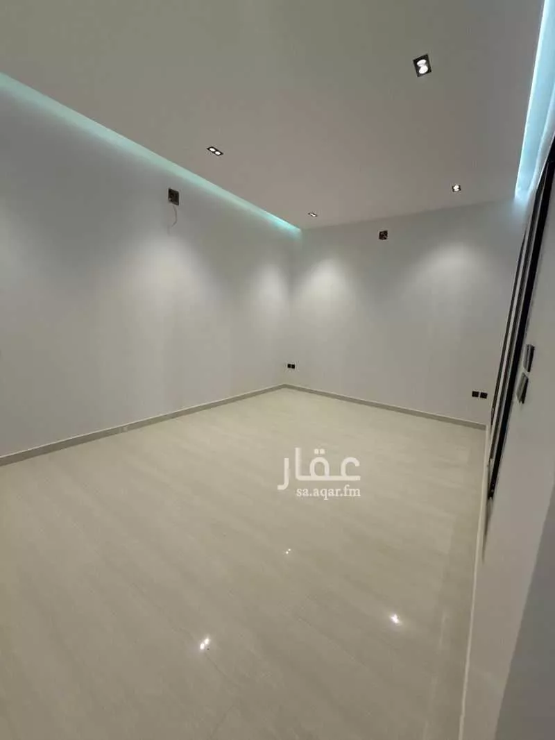 7 bedroom villa in Al Janadriyah 3