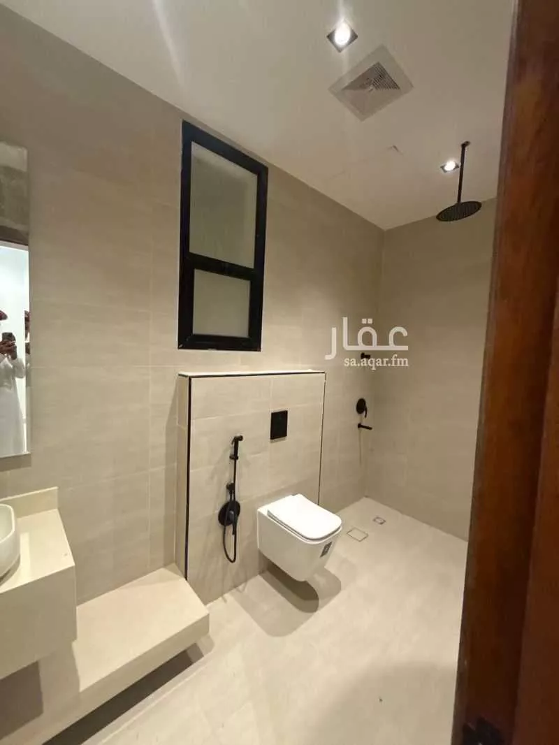 7 bedroom villa in Al Janadriyah 22