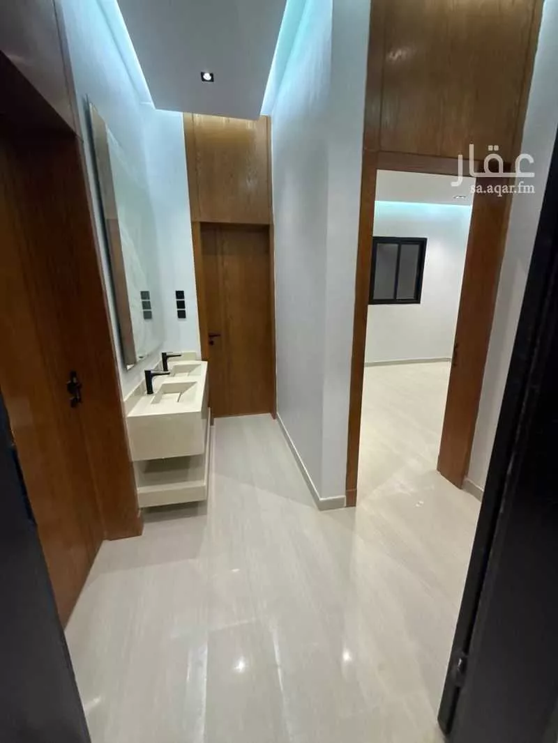 7 bedroom villa in Al Janadriyah 23
