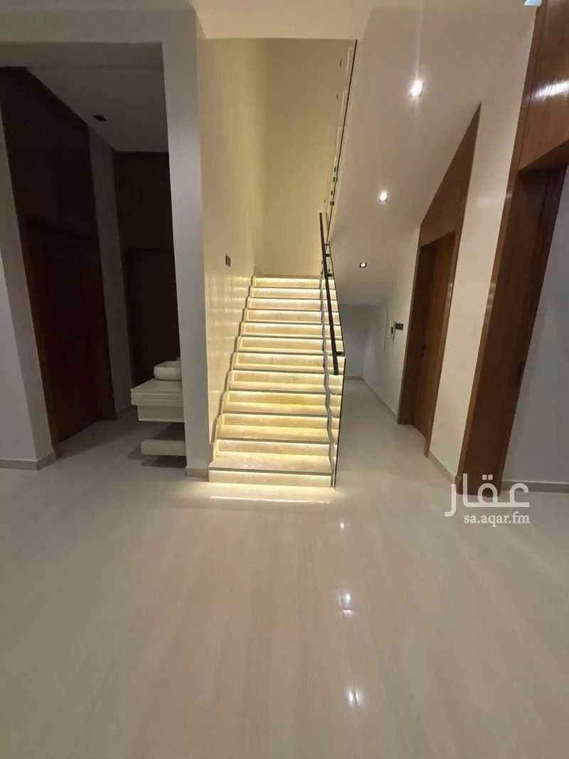 7 bedroom villa in Al Janadriyah 5