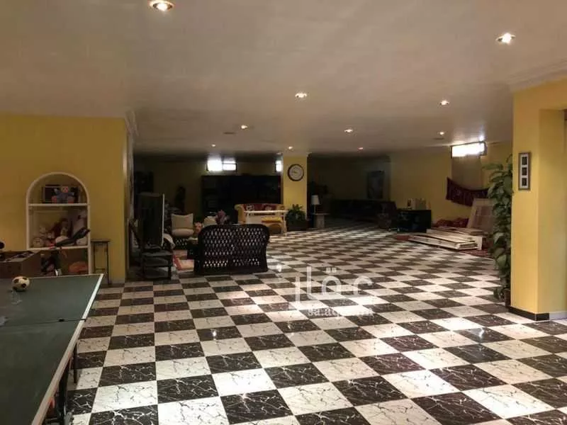 7 bedroom villa in As Suwaidi 2
