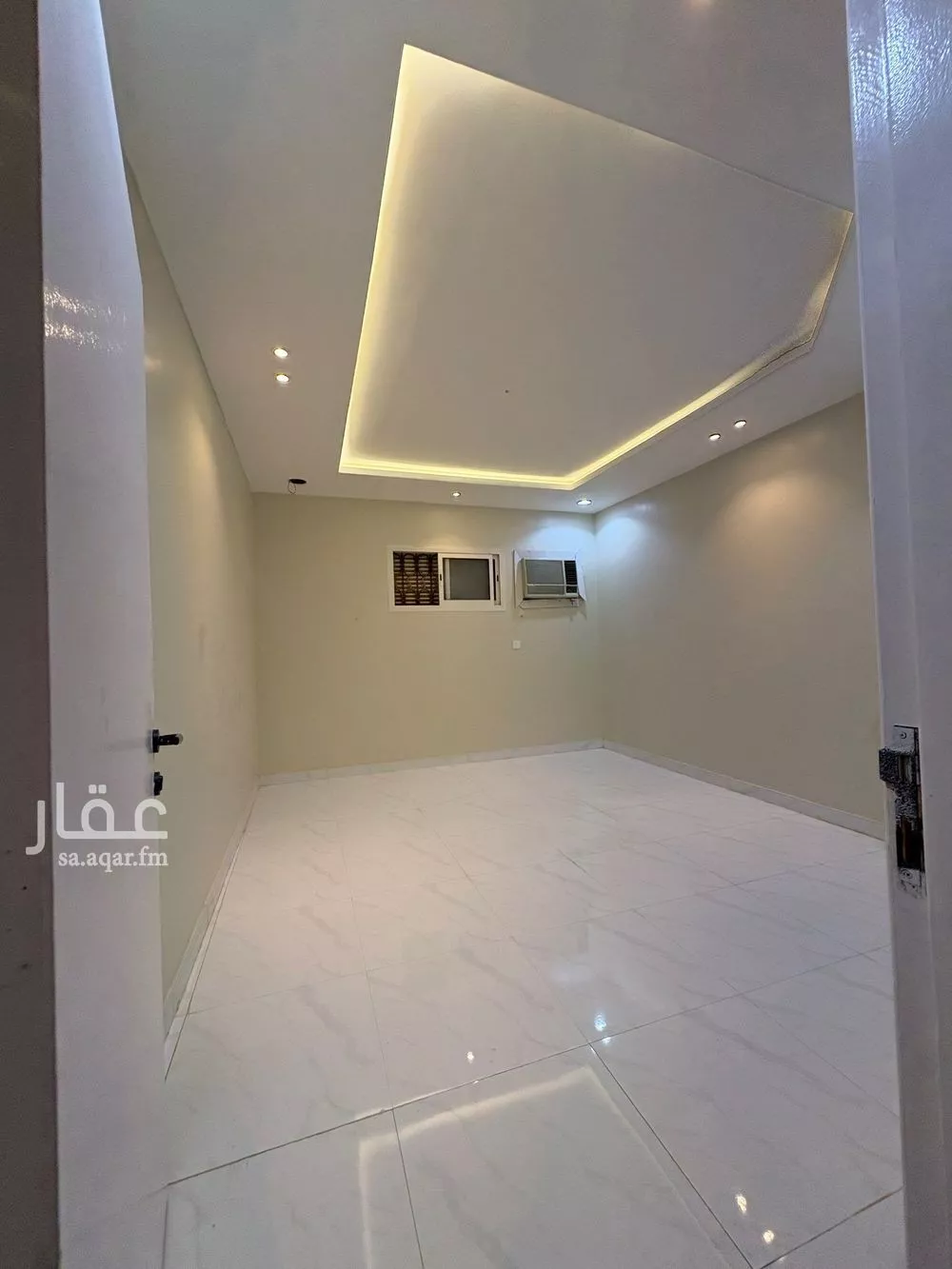 4 bedroom floor in Tuwaiq 3