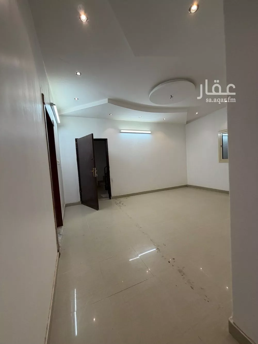 3 bedroom floor in Tuwaiq 17