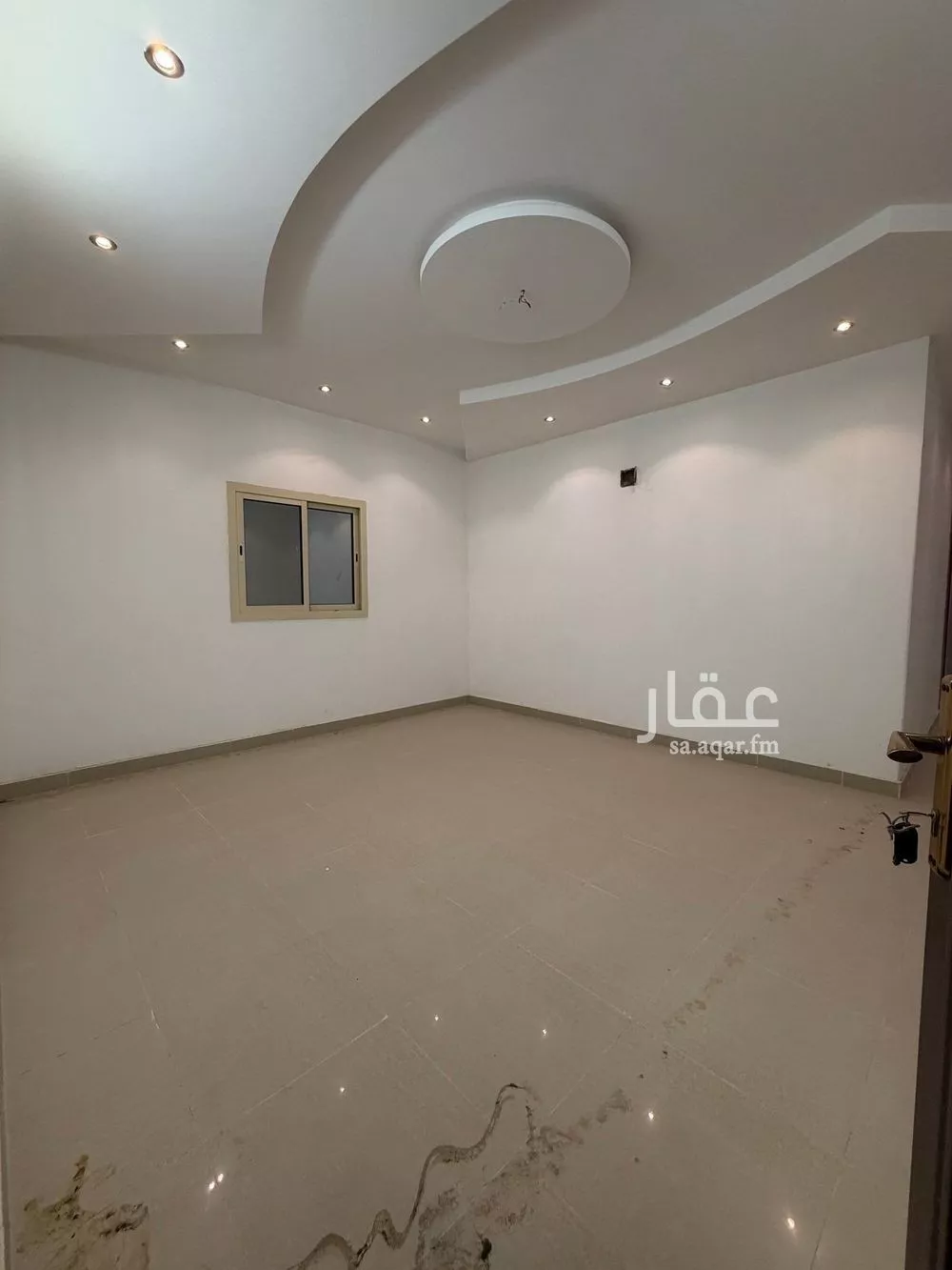 3 bedroom floor in Tuwaiq 4