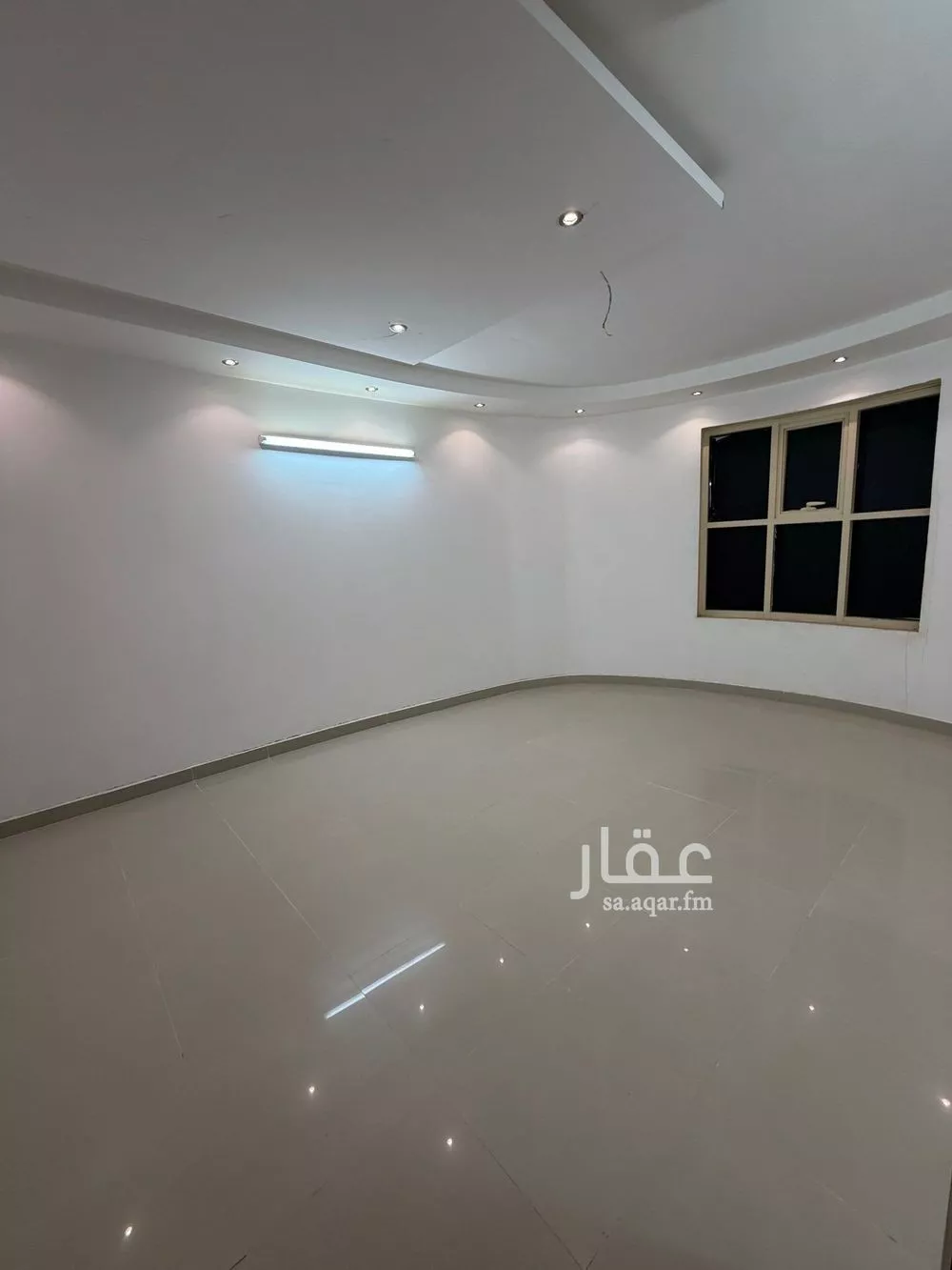 3 bedroom floor in Tuwaiq 9