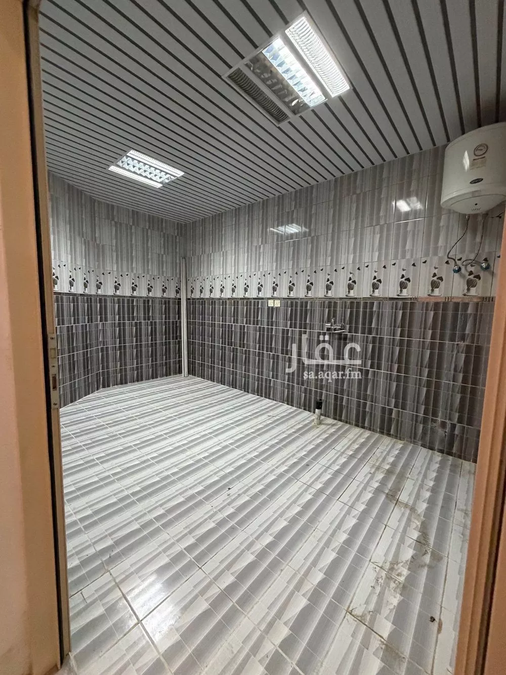 3 bedroom floor in Tuwaiq 10