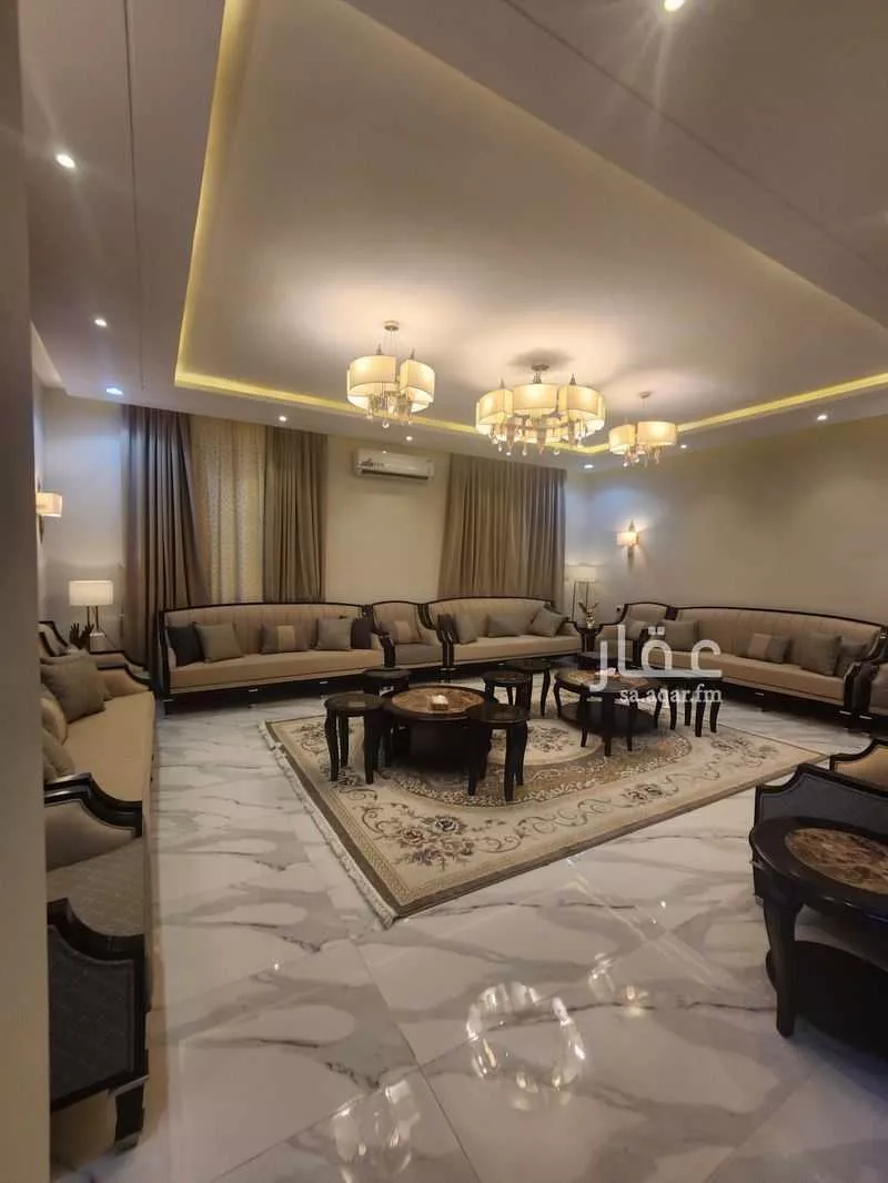 5 bedroom villa in Al Mahdiyyah 3