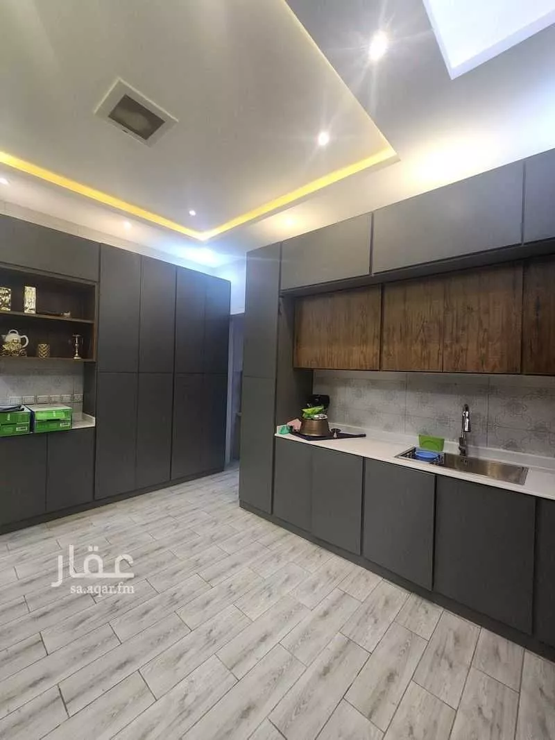 5 bedroom villa in Al Mahdiyyah 8