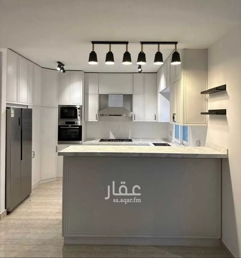 فيلا 6 غرف في العارض 6