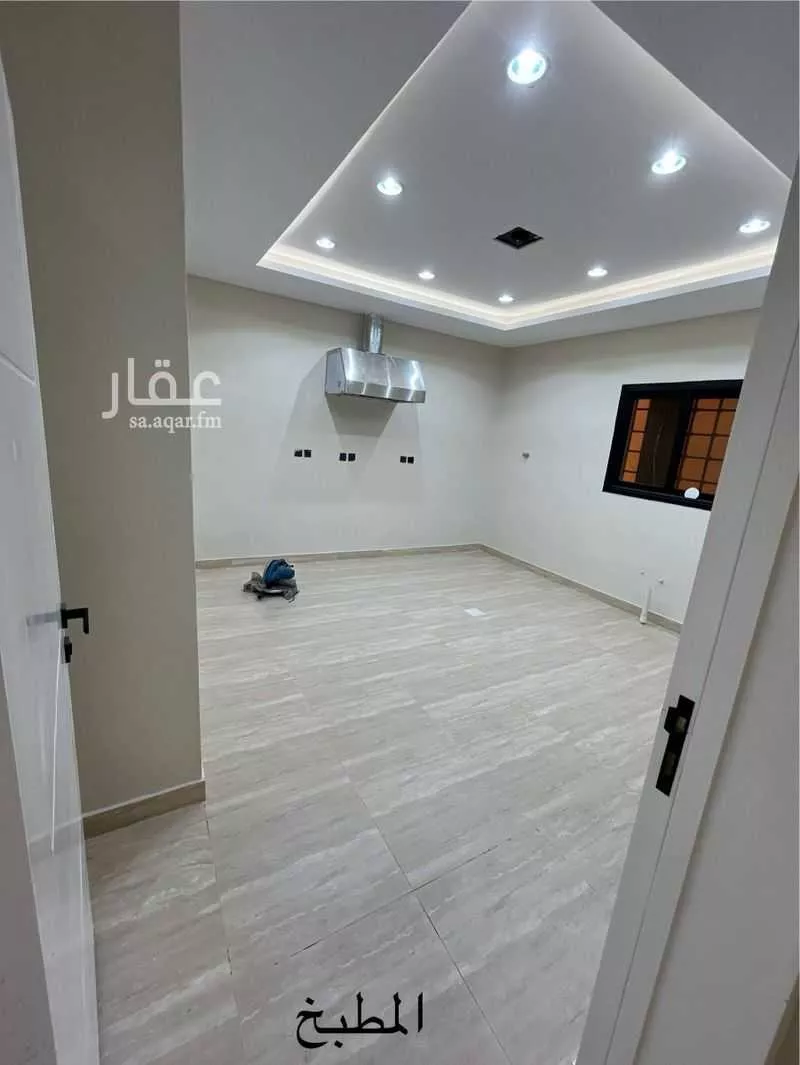 فيلا 6 غرف في الجنادرية 11