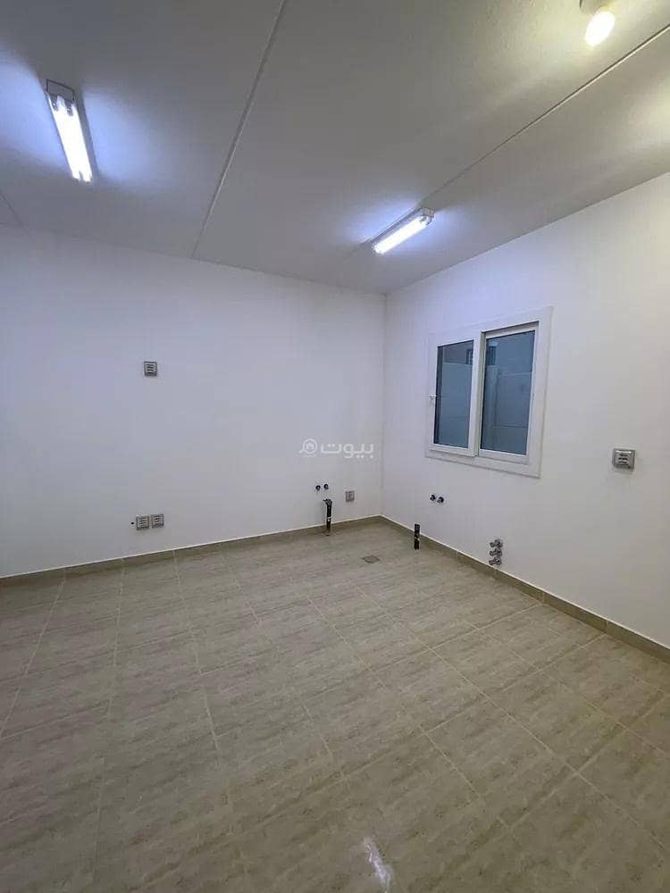5 bedroom villa in Khuzam, Riyadh 16