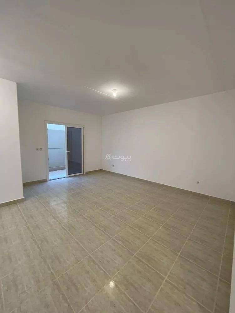 5 bedroom villa in Khuzam, Riyadh 10