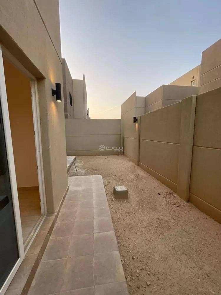 5 bedroom villa in Khuzam, Riyadh 22