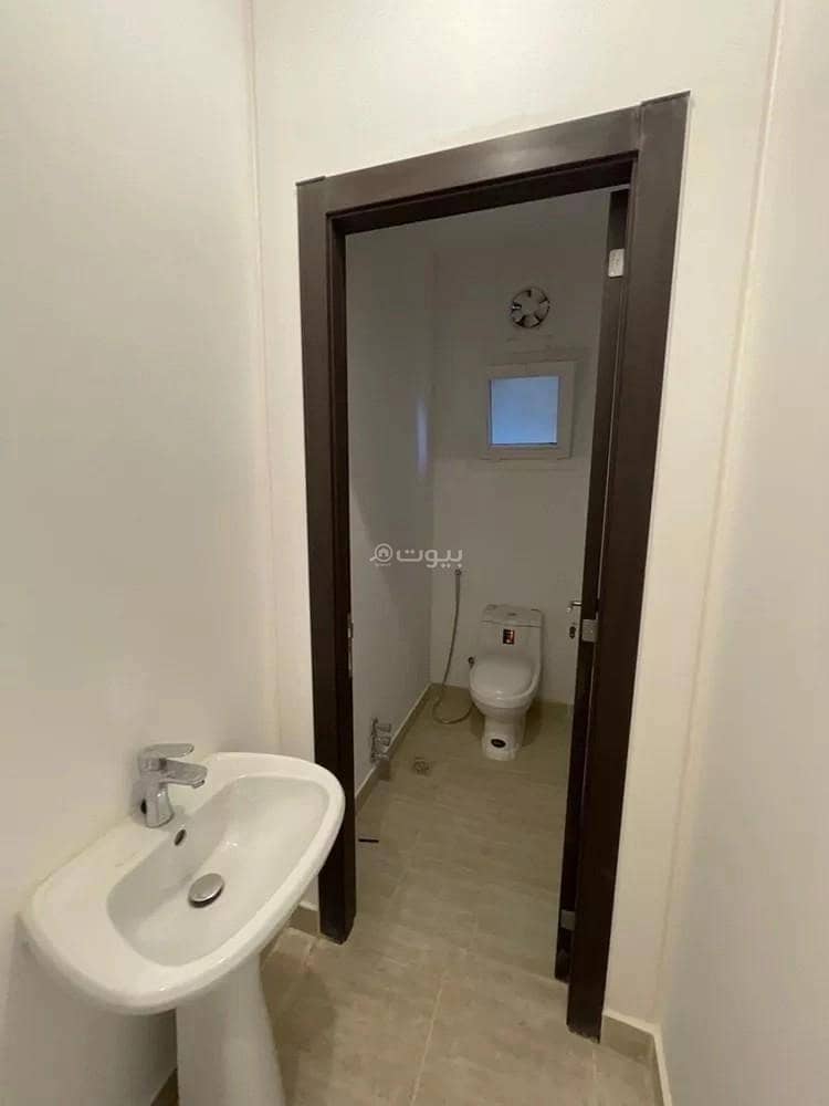 5 bedroom villa in Khuzam, Riyadh 28