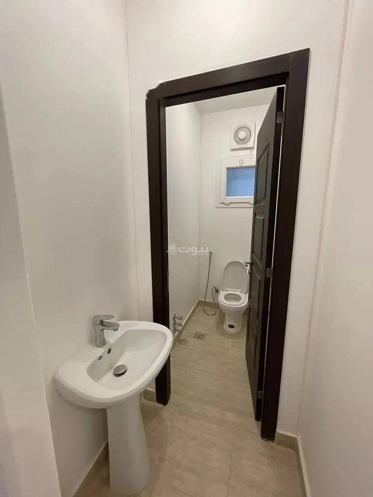 5 bedroom villa in Khuzam, Riyadh 29