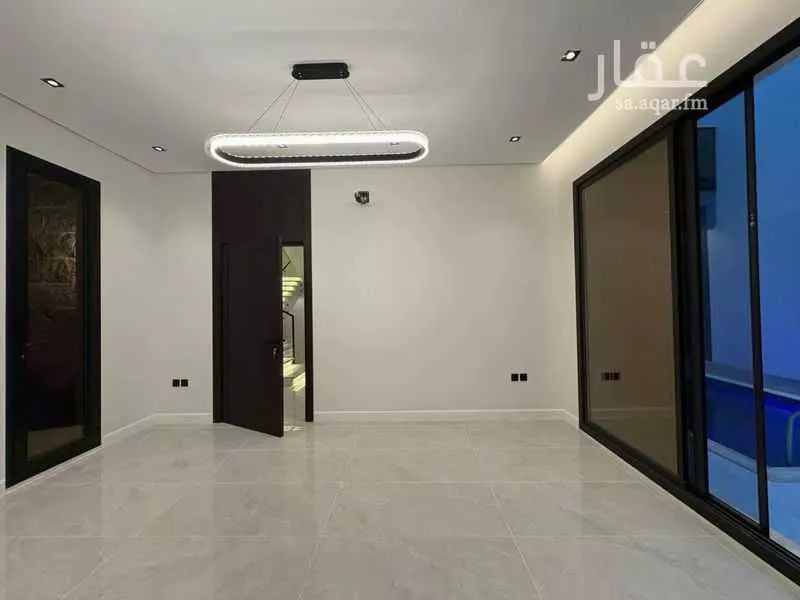 5 bedroom villa in Al Mahdiyyah 5