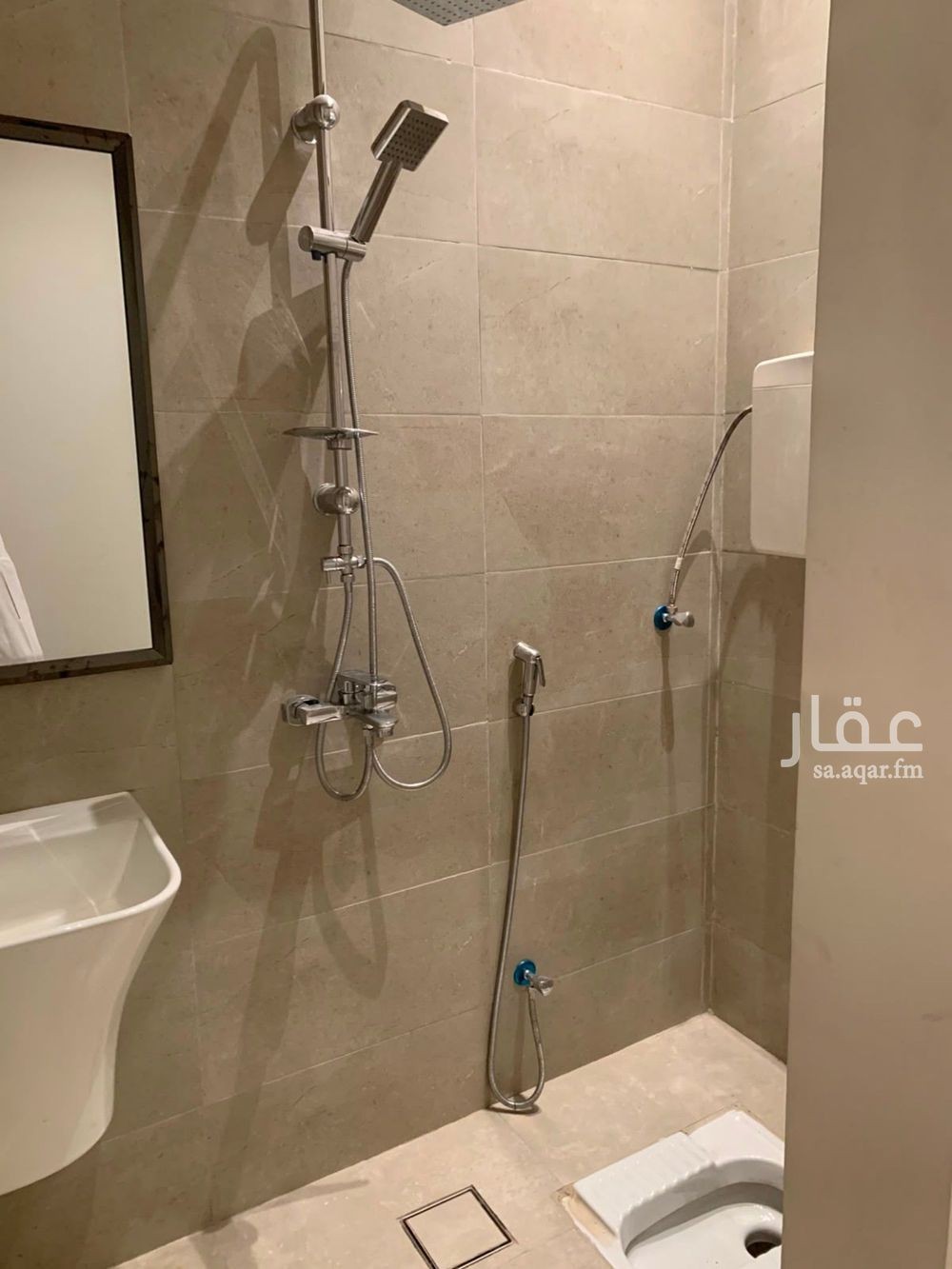4 bedroom apartment in Al Yarmouk, Riyadh 5